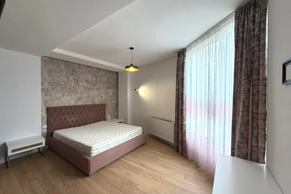 Shtepi me qera Apartament ne Tirane, 3+1, Mobilimi E mobiluar, Pagesa 1,050  Euro.