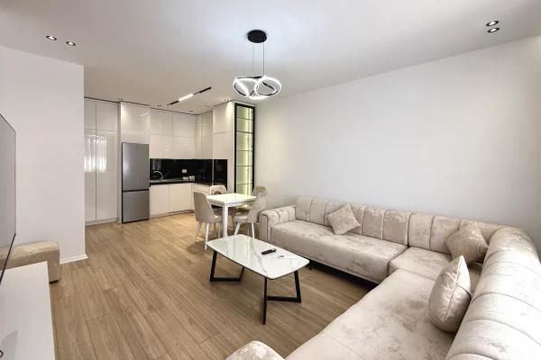 Jepet me qira apartament 1+1 ne astir