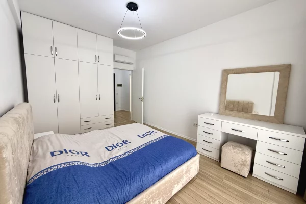 Shtepi me qera Apartament ne Tirane, 1+1, Mobilimi E mobiluar, Pagesa 550  Euro.