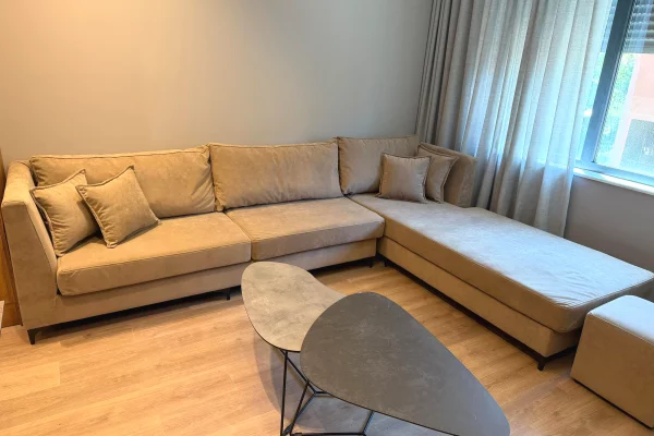 Shitet /jepet me qira apartament 2+1+2+🅿️