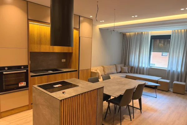 Shtepi ne shitje Apartament ne Tirane, 2+1, Mobilimi E mobiluar, Pagesa 264,000  Euro.