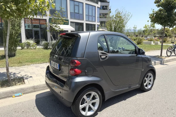Cars for sale in Tirana, Smart, 2009 Benzine,Kambio Automatik Payment 3,800  Euro.