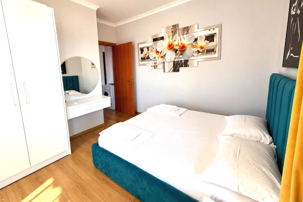 Shtepi me qera Apartament ne Tirane, 2+1, Mobilimi E mobiluar, Pagesa 73,000  Leke.