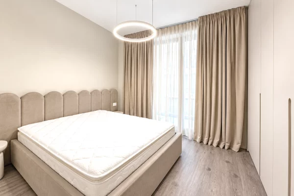 Shtepi me qera Apartament ne Tirane, 2+1, Mobilimi E mobiluar, Pagesa 100,000  Leke.