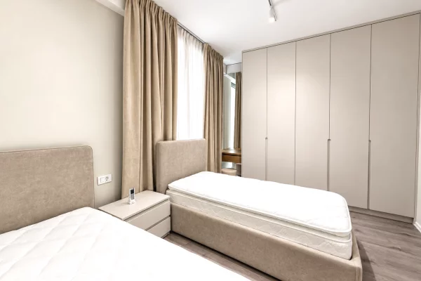Shtepi me qera Apartament ne Tirane, 2+1, Mobilimi E mobiluar, Pagesa 100,000  Leke.