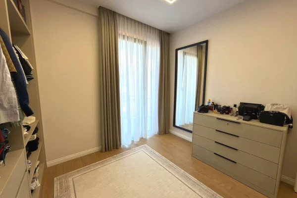 Shtepi ne shitje Duplex(shtepi me 2 kate) ne Tirane, 2+1, Mobilimi E mobiluar, Pagesa 268,000  Euro.