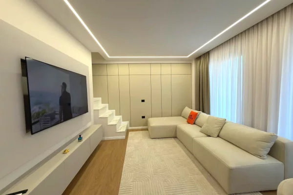Shtepi ne shitje Duplex(shtepi me 2 kate) ne Tirane, 2+1, Mobilimi E mobiluar, Pagesa 268,000  Euro.