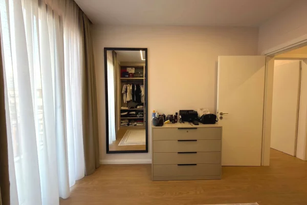 Shtepi ne shitje Duplex(shtepi me 2 kate) ne Tirane, 2+1, Mobilimi E mobiluar, Pagesa 268,000  Euro.