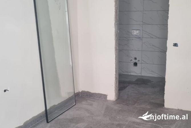 Business Property in Sale 1+1 in Tirana - 108,000 Euro