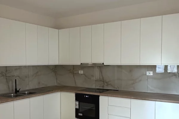 House for Rent Private house in Tirana, 2+1, Furniture Emty, Payment 50,000  Leke.