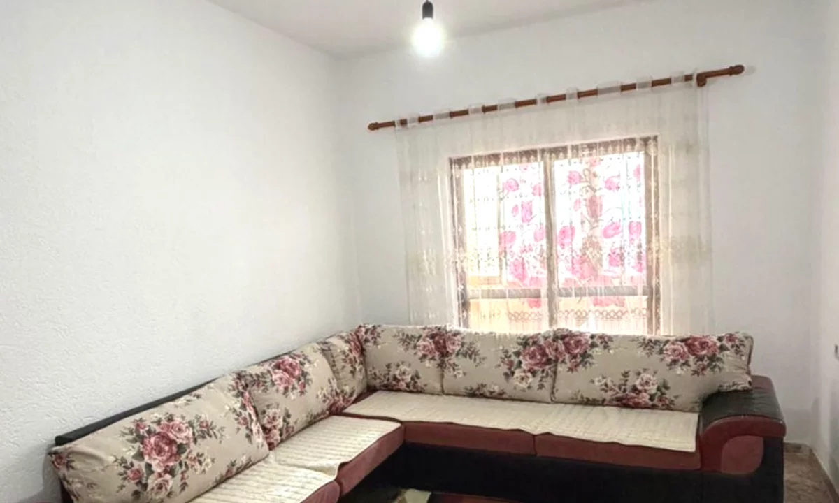 House for Rent Apartment in Tirana, 3+1, Furniture Furnished, Payment 400  Euro.
