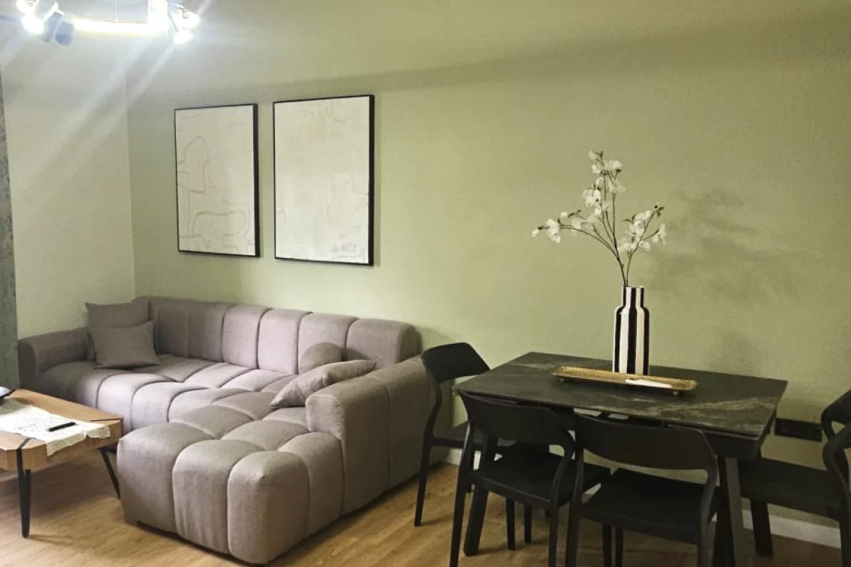 Shtepi me qera Shtepi Private ne Tirane, 2+1, Mobilimi E mobiluar, Pagesa 55,000  Leke.