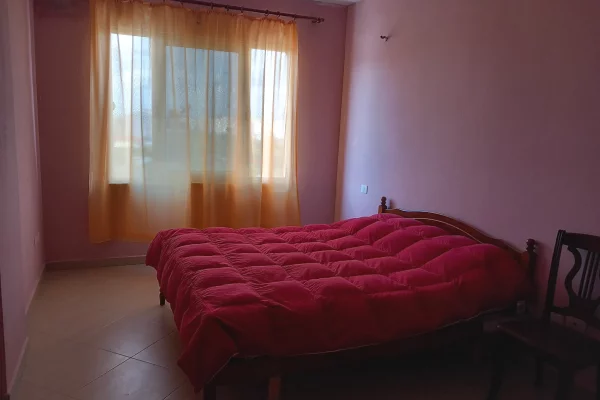 Shtepi me qera Apartament ne Tirane, 1+1, Mobilimi E mobiluar, Pagesa 35,000  Leke.