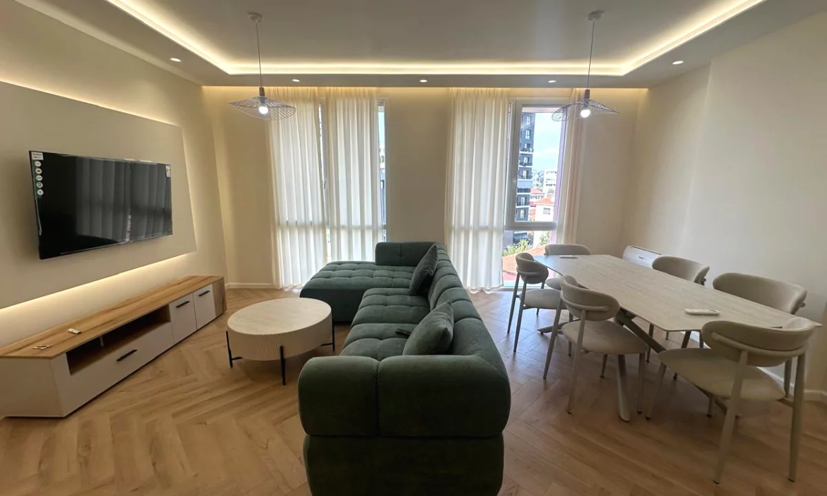 Shtepi me qera Apartament ne Tirane, 2+1, Mobilimi E mobiluar, Pagesa 70,000  Leke.