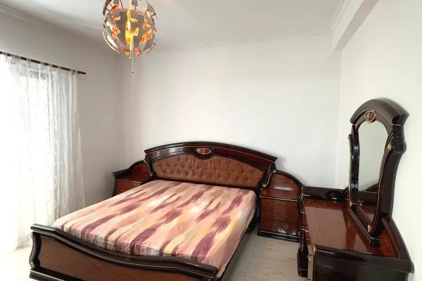 Shtepi me qera Vila Luksoze ne Tirane, 2+1, Mobilimi E mobiluar, Pagesa 50,000  Leke.