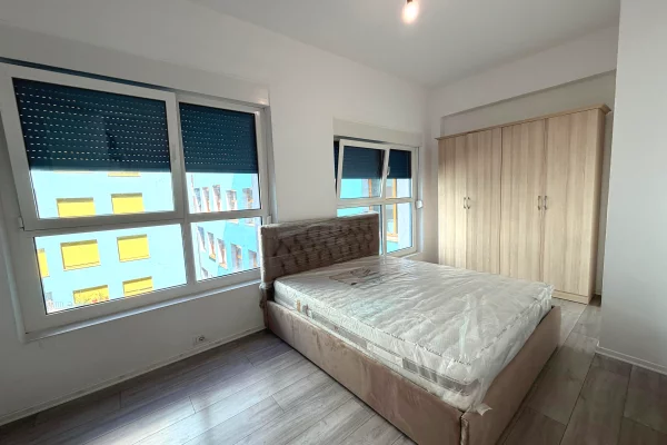 Shtepi me qera Apartament ne Tirane, 1+1, Mobilimi E mobiluar, Pagesa 40,000  Leke.