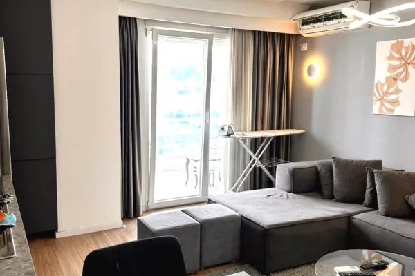 Shtepi me qera Apartament ne Tirane, 1+1, Mobilimi E mobiluar, Pagesa 700  Euro.