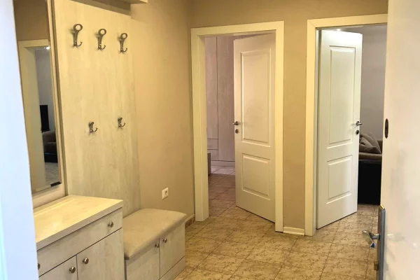 Shtepi me qera Apartament ne Tirane, 1+1, Mobilimi E mobiluar, Pagesa 50,000  Leke.