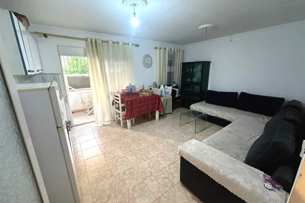 🏢Ish Restorant Durresi jepet me qera apartament 1+1,i mobiluar 40,000Leke 