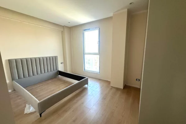 Shtepi me qera Apartament ne Tirane, 2+1, Mobilimi E mobiluar, Pagesa 85,000  Leke.