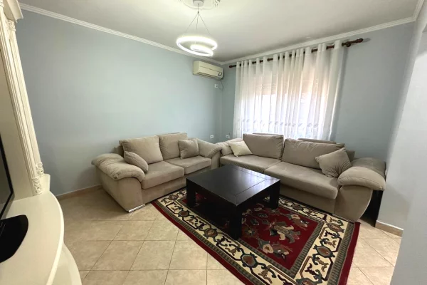 Shtepi me qera Apartament ne Tirane, 1+1, Mobilimi E mobiluar, Pagesa 50,000  Leke.