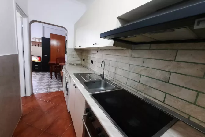 Shtepi me qera Apartament ne Tirane, 1+1, Mobilimi E mobiluar, Pagesa 45,000  Leke.