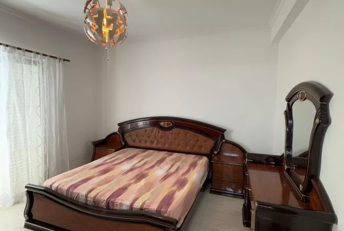 Villa di lusso in affitto a Tirana 2+1, Arredato