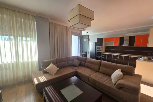 House for Rent 2+1 in Tirana - 80,000 Leke