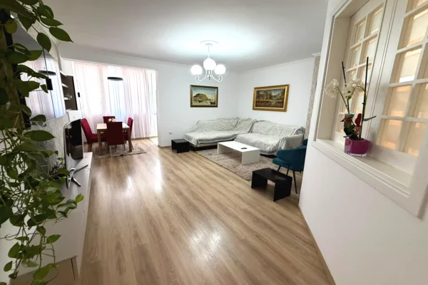 🏢Pas 9 Katesheve jepet me qera apartament 3+1+2,i mobiluar. 1,100Euro (i diskutueshem)