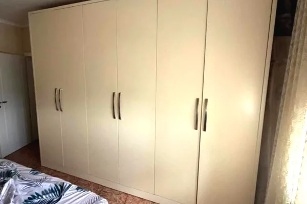 Shtepi me qera Apartament ne Tirane, 2+1, Mobilimi E mobiluar, Pagesa 60,000  Leke.