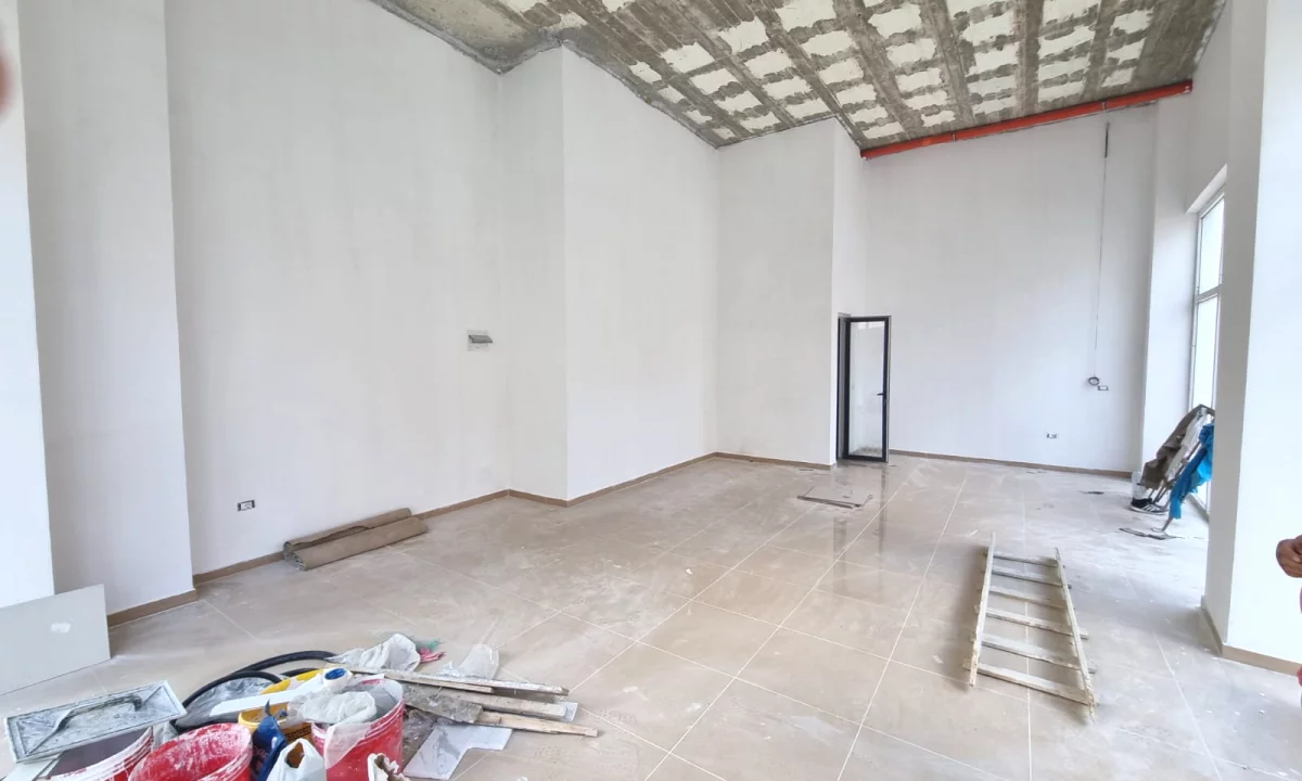 🏢Bulevardi i Ri ,Rezidenca AVID, jepet me qera ambient biznesi me sip.75 𝐦2,bosh 1,200Euro