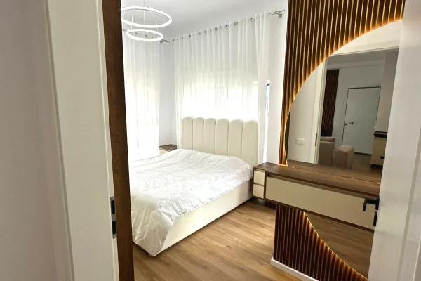 Shtepi me qera Apartament ne Tirane, 1+1, Mobilimi E mobiluar, Pagesa 45,000  Leke.