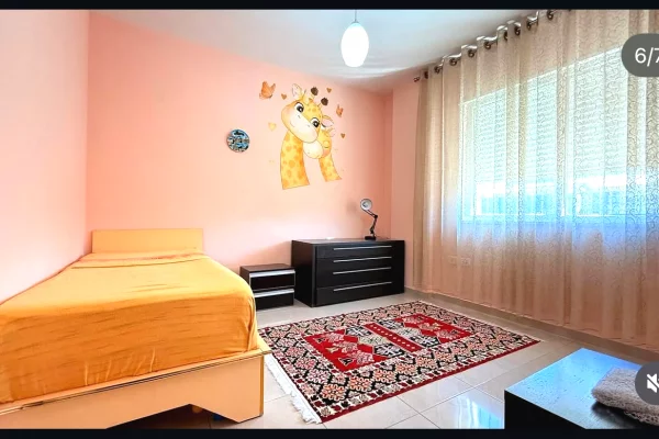 Shtepi me qera Apartament ne Tirane, 2+1, Mobilimi E mobiluar, Pagesa 60,000  Leke.