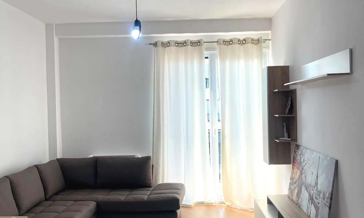 Shtepi me qera Apartament ne Tirane, 1+1, Mobilimi E mobiluar, Pagesa 65,000  Leke.