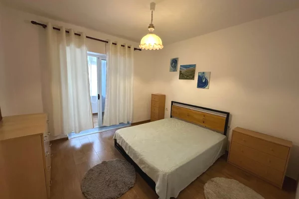 Shtepi me qera Apartament ne Tirane, 1+1, Mobilimi E mobiluar, Pagesa 55,000  Leke.