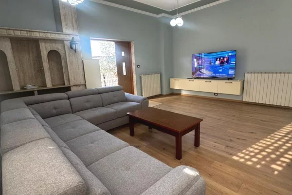 Luxury villas for rent in Tirana 2+1, Furnished