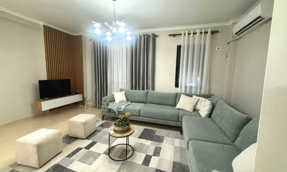 Shtepi me qera Apartament ne Tirane, 2+1, Mobilimi E mobiluar, Pagesa 60,000  Leke.