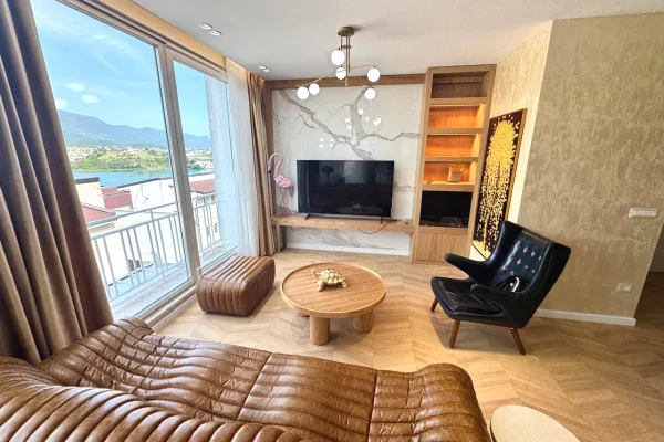 Shtepi me qera Apartament ne Tirane, 2+1, Mobilimi E mobiluar, Pagesa 1,500  Euro.