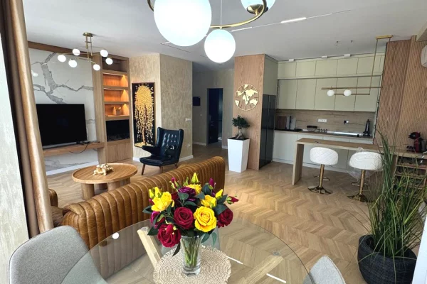 Shtepi me qera Apartament ne Tirane, 2+1, Mobilimi E mobiluar, Pagesa 1,500  Euro.