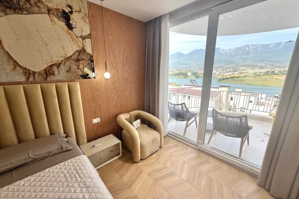 Shtepi me qera Apartament ne Tirane, 2+1, Mobilimi E mobiluar, Pagesa 1,500  Euro.