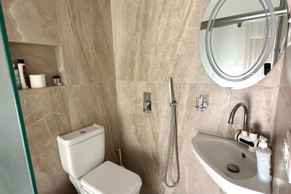 Appartamento in affitto a Tirana 2+1, Arredato