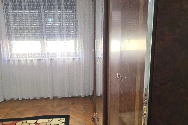 Appartamento in affitto a Tirana 2+1, Arredato