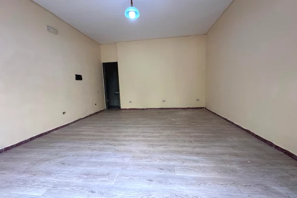 Ambient biznesi me qera 1+1 ne Tirane - 350 Euro