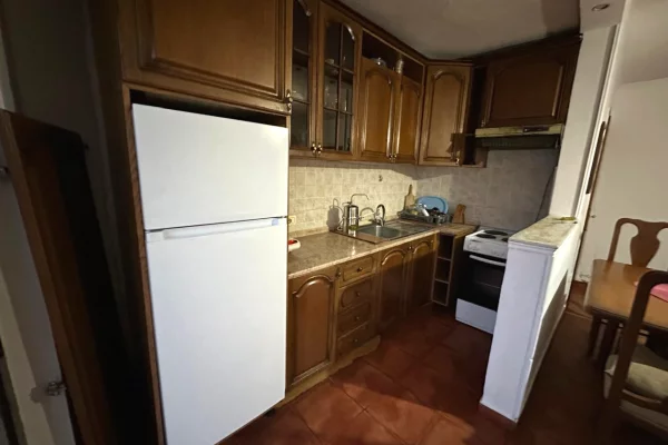 Appartamento in affitto a Tirana 3+1, Arredato