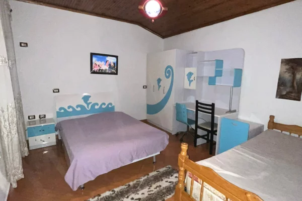 Villa di lusso in affitto a Tirana 2+1, Arredato