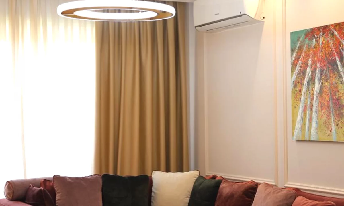 Shtepi me qera Apartament ne Tirane, 2+1, Mobilimi E mobiluar, Pagesa 1,300  Euro.