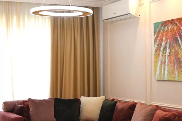 🏢Laprake,jepet me qera apartament2+1+2+post parkimi ,i mobiluar.1,300Euro  