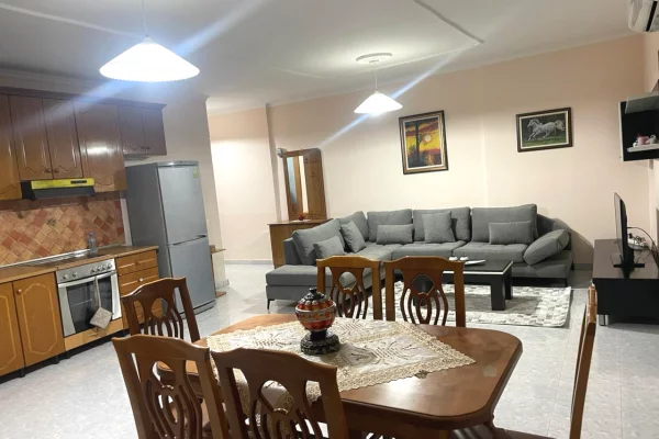 🏢Laprake,Rr.Dritan Hoxha jepet me qera apartament 2+1,i mobiluar 55,000L