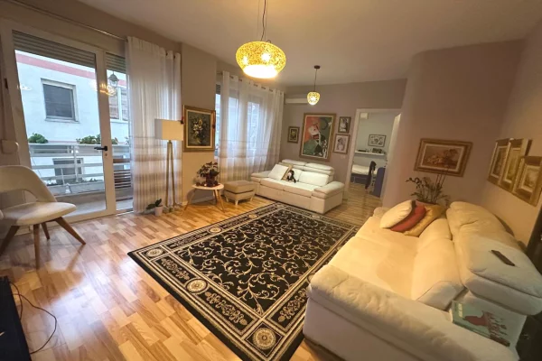 🏢Rruga e Bogdaneve shitet apartament 2+1+2,i mobiluar 254,000 EURO