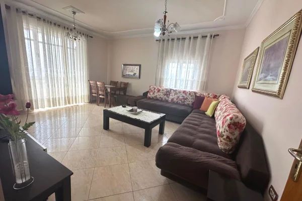 House for Rent 1+1 in Tirana - 45,000 Leke